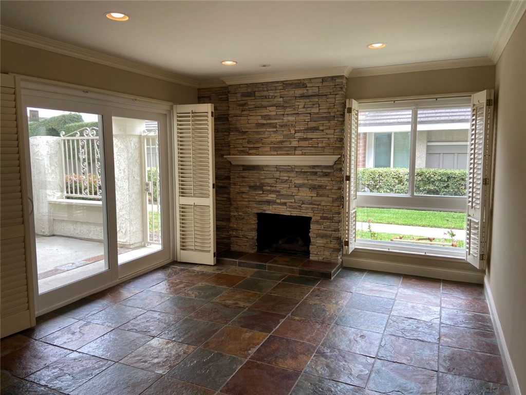 Detail Gallery Image 10 of 25 For 14375 Baker St, Westminster,  CA 92683 - 3 Beds | 2/1 Baths