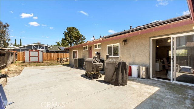 Detail Gallery Image 23 of 26 For 16040 San Jacinto Ave, Fontana,  CA 92336 - 3 Beds | 2 Baths