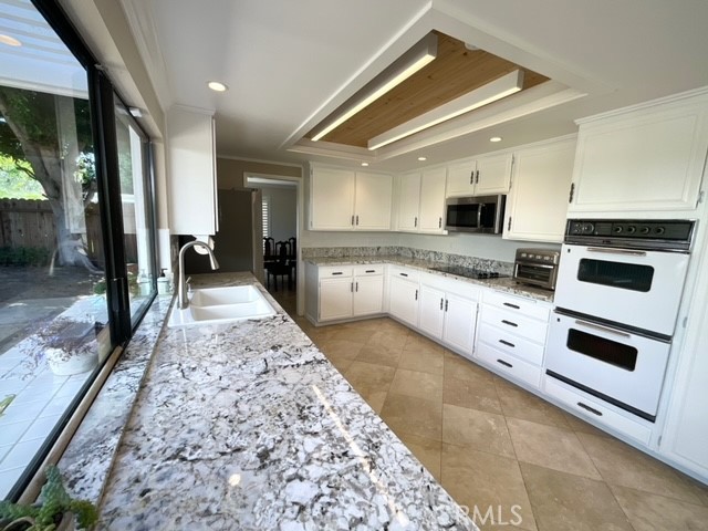 Detail Gallery Image 8 of 28 For 1814 Tanager Dr, Costa Mesa,  CA 92626 - 4 Beds | 2/1 Baths