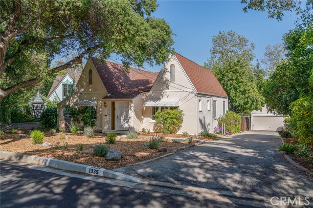 1335 Opechee Way photo 2
