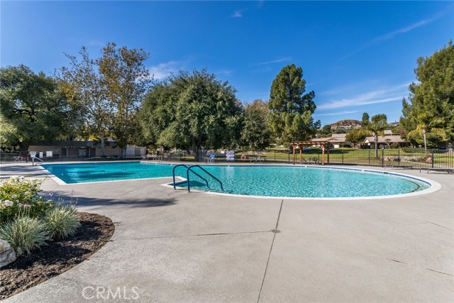 Detail Gallery Image 45 of 54 For 19221 Avenue of the Oaks #B,  Newhall,  CA 91321 - 2 Beds | 1 Baths