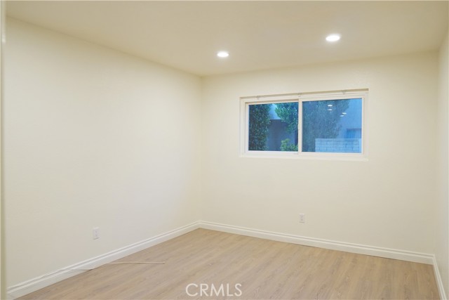 Detail Gallery Image 9 of 13 For 2740 Brea Bld #B,  Fullerton,  CA 92835 - 2 Beds | 2 Baths
