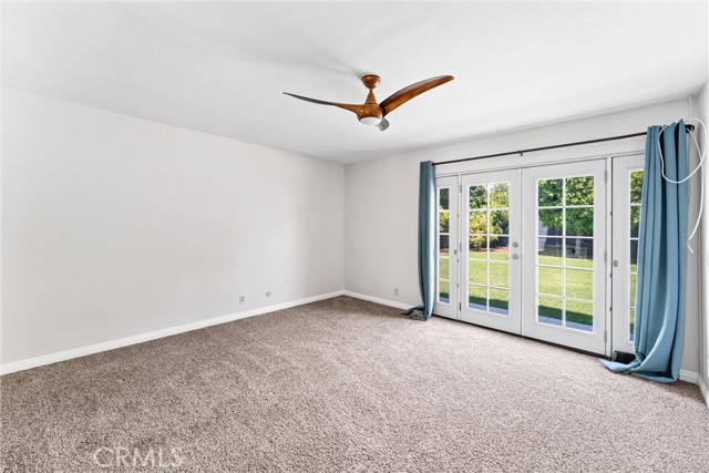 201 W Harvey Avenue, Santa Ana CA: https://media.crmls.org/medias/6fa895aa-b12a-466d-abee-7a6f046ac197.jpg