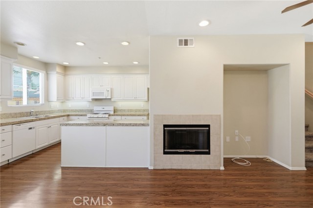 Detail Gallery Image 11 of 49 For 33710 Willow Haven, Murrieta,  CA 92563 - 3 Beds | 2/1 Baths