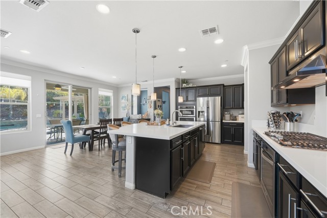 Detail Gallery Image 13 of 40 For 37686 Golden Eagle Ave, Murrieta,  CA 92563 - 4 Beds | 3/1 Baths