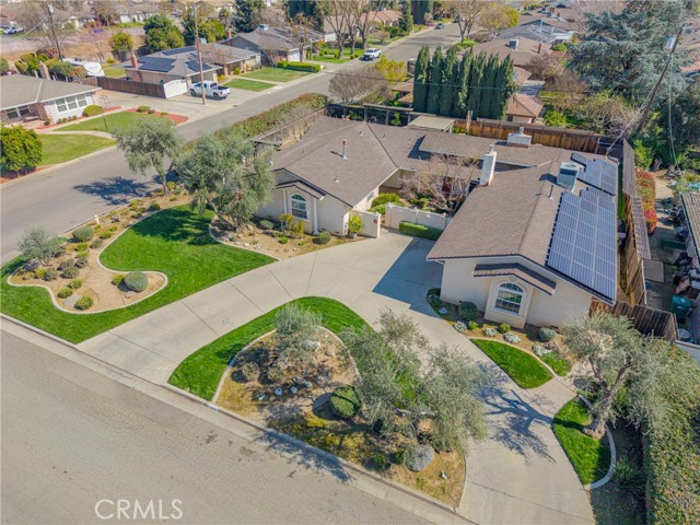 Detail Gallery Image 8 of 60 For 1282 Carolina, Merced,  CA 95340 - 4 Beds | 3 Baths