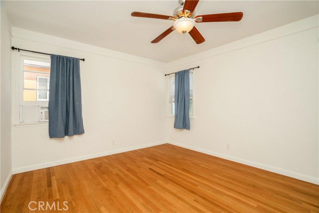 Detail Gallery Image 22 of 35 For 5918 S Fairfax Ave, Los Angeles,  CA 90056 - 4 Beds | 2 Baths