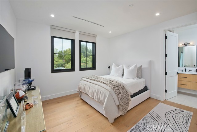 4143 Davana Road, Sherman Oaks CA: https://media.crmls.org/medias/6fabe263-b646-4dc7-85da-b833b334b6ec.jpg