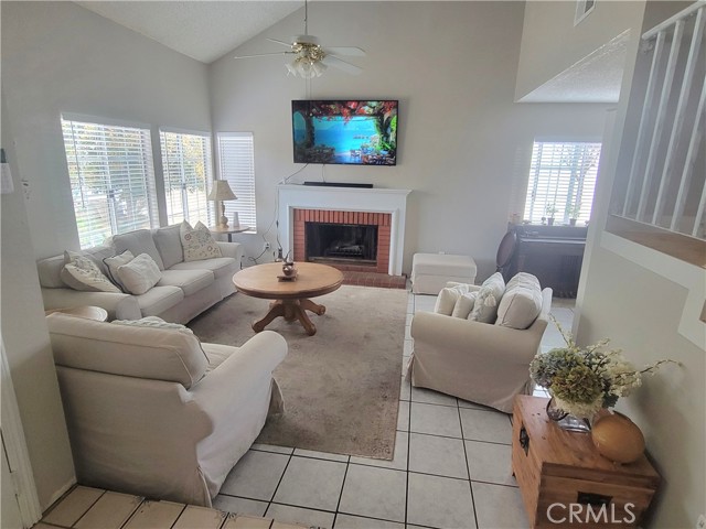 Detail Gallery Image 6 of 20 For 22545 Brighton Ct, Moreno Valley,  CA 92557 - 4 Beds | 2/1 Baths