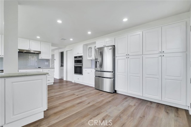 Detail Gallery Image 7 of 65 For 4409 Vista Largo, Torrance,  CA 90505 - 4 Beds | 3 Baths