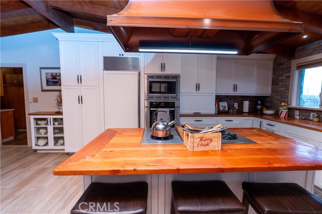 Detail Gallery Image 12 of 59 For 25565 Road 13, Chowchilla,  CA 93610 - 4 Beds | 3 Baths