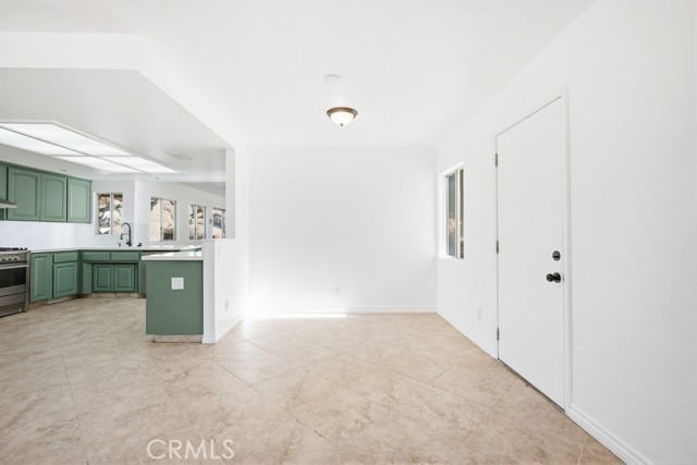 17380 Mockingbird Canyon, Riverside CA: https://media.crmls.org/medias/6fad682a-d5f6-44e2-8beb-16dbf70221c8.jpg