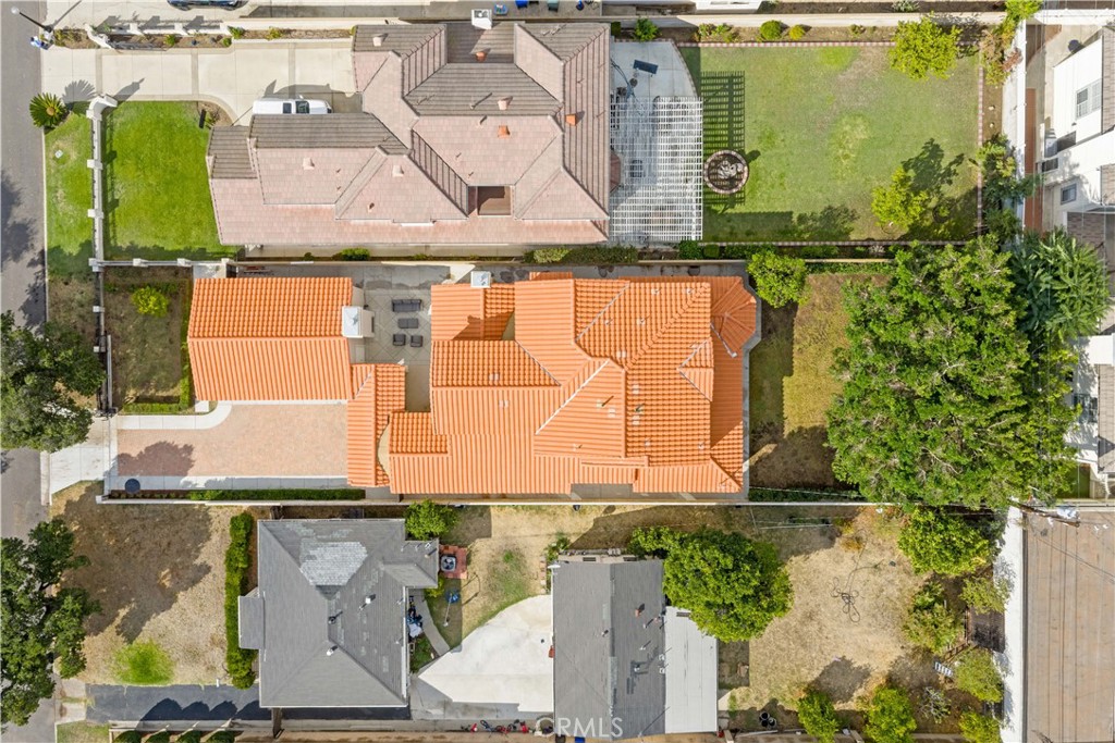 MLS #OC25239686 image #35