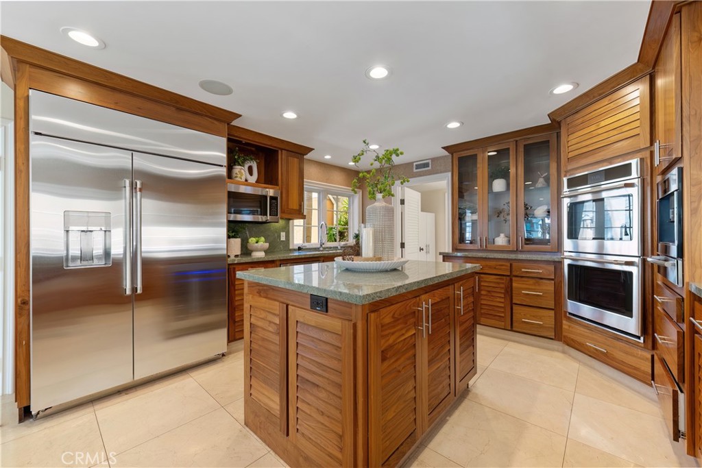 MLS #OC26133077 image #38