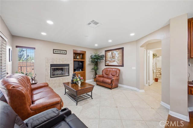 Detail Gallery Image 18 of 60 For 785 Pine Ridge Circle, Beaumont,  CA 92223 - 4 Beds | 3 Baths