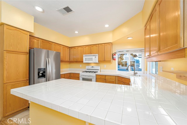 Detail Gallery Image 12 of 31 For 537 N Pageant Dr #C,  Orange,  CA 92869 - 3 Beds | 2/1 Baths