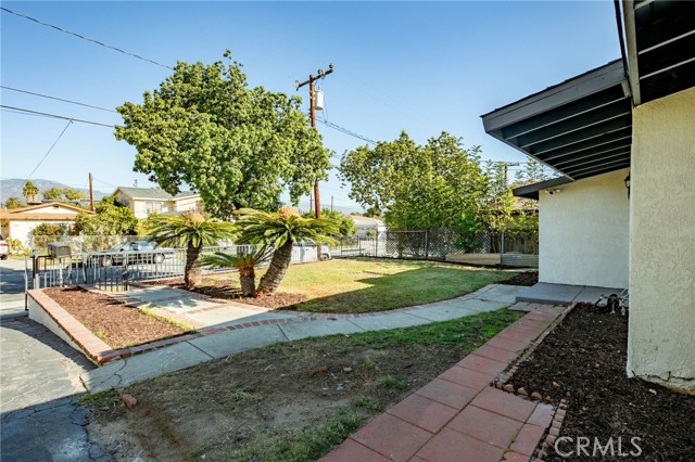Detail Gallery Image 5 of 31 For 8056 Whitmore, Rosemead,  CA 91770 - 2 Beds | 2 Baths