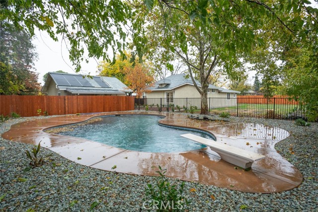 Detail Gallery Image 47 of 71 For 19 Kinswood Ln, Chico,  CA 95973 - 4 Beds | 2 Baths