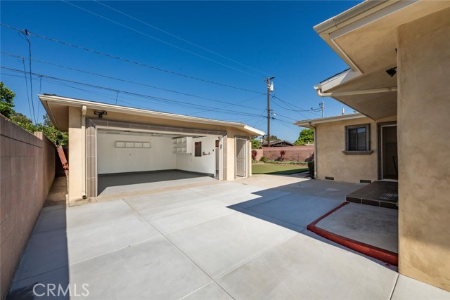 Detail Gallery Image 50 of 56 For 2701 Chatwin Ave, Long Beach,  CA 90815 - 3 Beds | 2 Baths