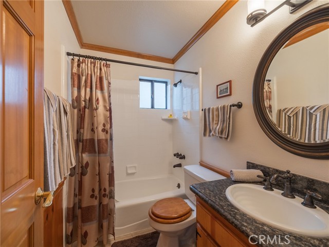 Detail Gallery Image 31 of 35 For 414 Pioneer Rd, Lake Arrowhead,  CA 92352 - 4 Beds | 2 Baths