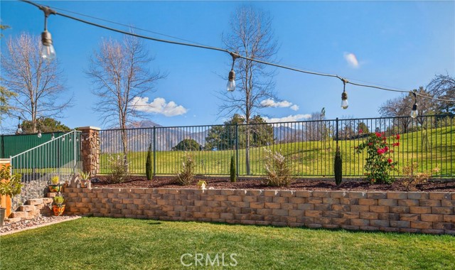 Detail Gallery Image 22 of 31 For 34215 Pinehurst, Yucaipa,  CA 92399 - 4 Beds | 2/1 Baths