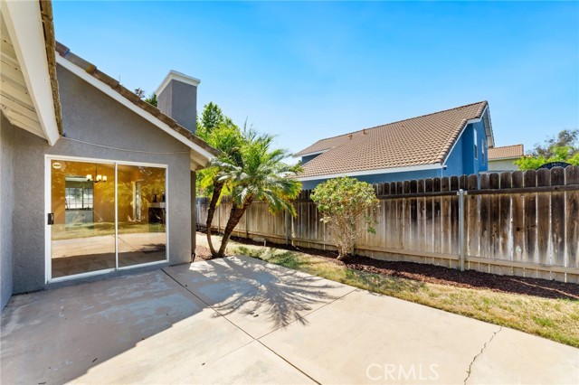 4108 Sunnysage Drive, Jurupa Valley CA: https://media.crmls.org/medias/6fb1ec4a-a8fd-48f4-88c6-5e8327bd6546.jpg