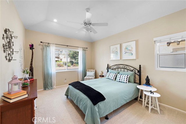 25 Via Tortuga, Rancho Santa Margarita CA: https://media.crmls.org/medias/6fb288fe-1792-46f1-b803-9ddb39b87a61.jpg