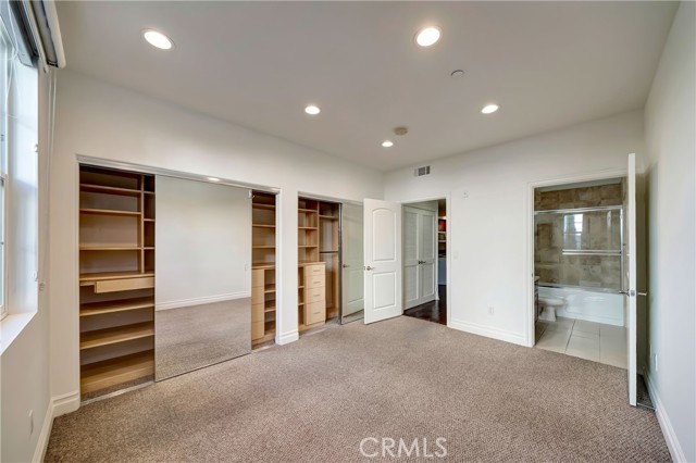 Detail Gallery Image 34 of 75 For 15206 Burbank Bld #209,  Sherman Oaks,  CA 91411 - 2 Beds | 2/1 Baths