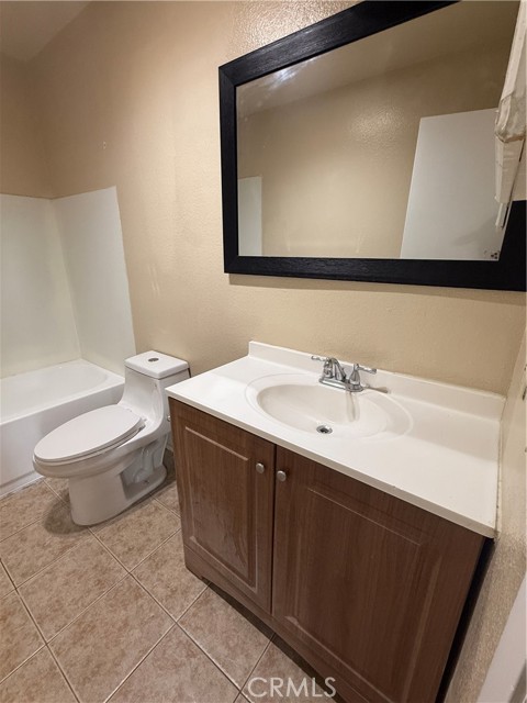 Detail Gallery Image 13 of 34 For 1735 E Washington #G13,  Colton,  CA 92324 - 2 Beds | 2 Baths