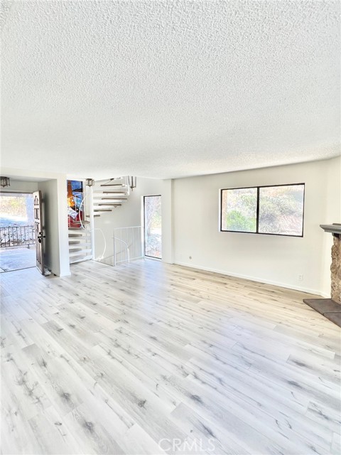 Detail Gallery Image 19 of 45 For 1 Cabrillo Dr, Avalon,  CA 90704 - 3 Beds | 4 Baths