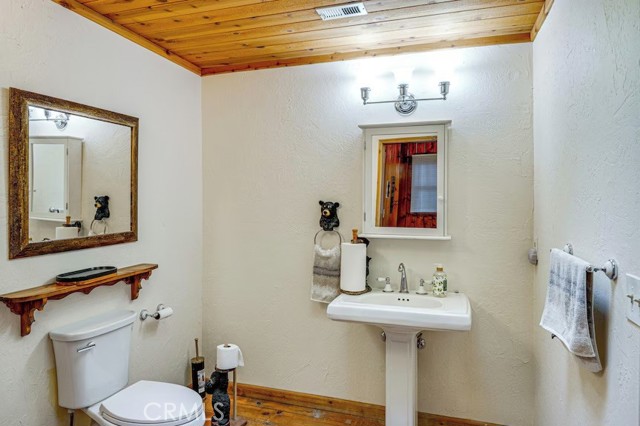 Image 23 of 43 For 2216 St Bernard