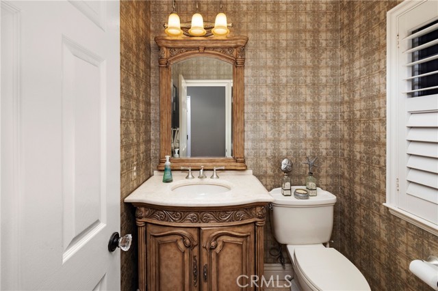 6403 Royal Grove Drive, Huntington Beach CA: https://media.crmls.org/medias/6fb43a8c-f213-4153-997d-ad0ecf6a9c2b.jpg