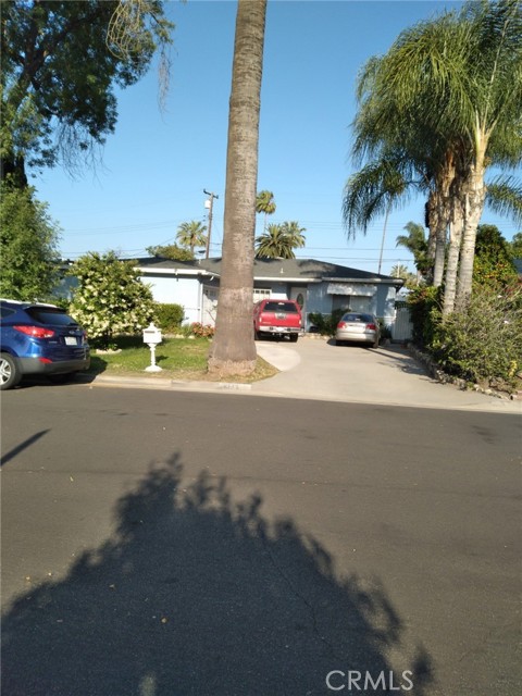 936 Doverfield Avenue