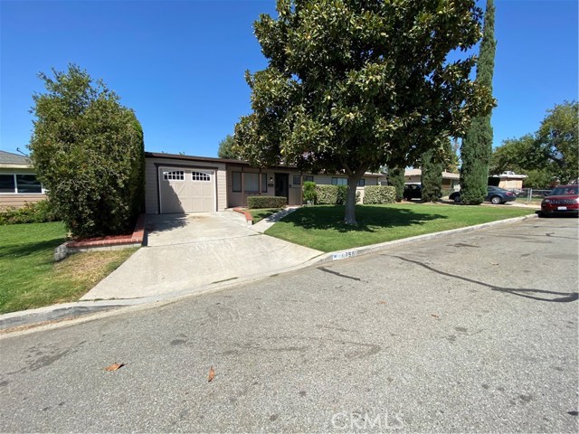 6756 Golondrina Dr, San Bernardino, CA 92404