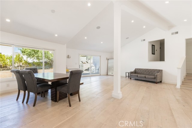 Detail Gallery Image 14 of 25 For 23760 Oakfield Rd, Hidden Hills,  CA 91302 - 4 Beds | 3/1 Baths
