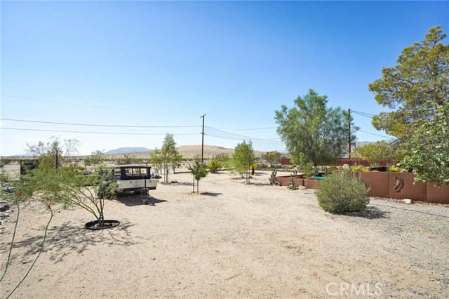 Detail Gallery Image 17 of 20 For 4697 Hooktree Rd, Twentynine Palms,  CA 92277 - 3 Beds | 2 Baths