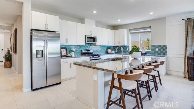 17558 Crabtree Meadows, Hesperia CA: https://media.crmls.org/medias/6fb72d25-915d-4f96-ad8b-1d5bc4ce213d.jpg