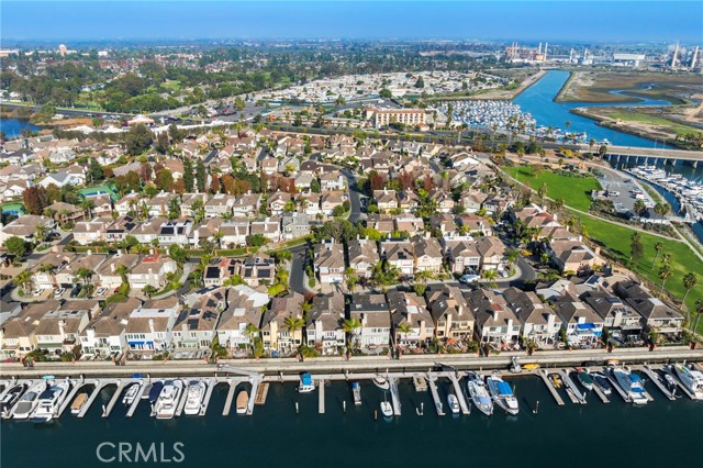 Detail Gallery Image 40 of 44 For 6230 Napoli Ct, Long Beach,  CA 90803 - 4 Beds | 4 Baths