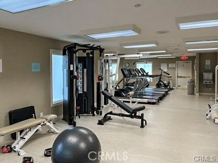 https://media.crmls.org/medias/6fb7ffaf-d641-4ed2-ad9c-d943fe5a2c2b.jpg?preset=X-Large