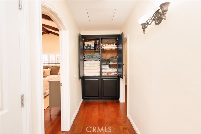 Image 43 of 75 For 2372 Shadow Hill Drive