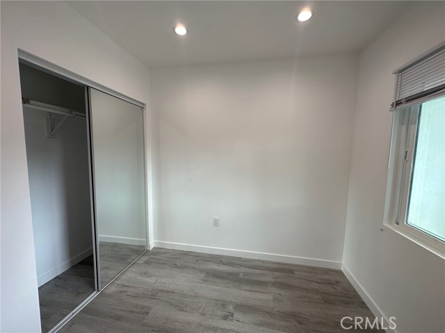 Detail Gallery Image 9 of 13 For 7016 Bertrand Ave, Reseda,  CA 91335 - 1 Beds | 1 Baths