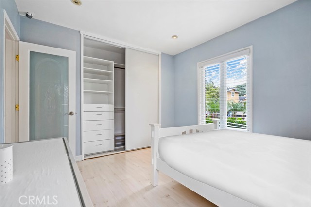 5362 Yolanda Avenue, Tarzana CA: https://media.crmls.org/medias/6fb9291b-f5bb-4118-bd0b-7360d1e1a508.jpg