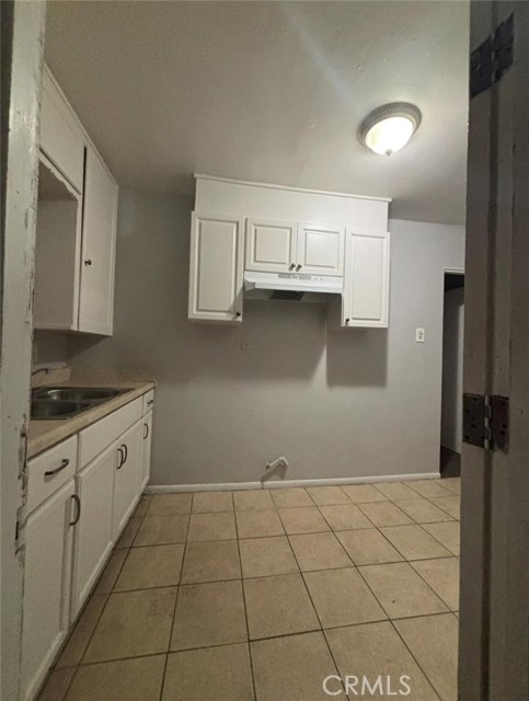 Detail Gallery Image 3 of 12 For 126 S Giovanola Ave, San Bernardino,  CA 92410 - 0 Beds | 1 Baths