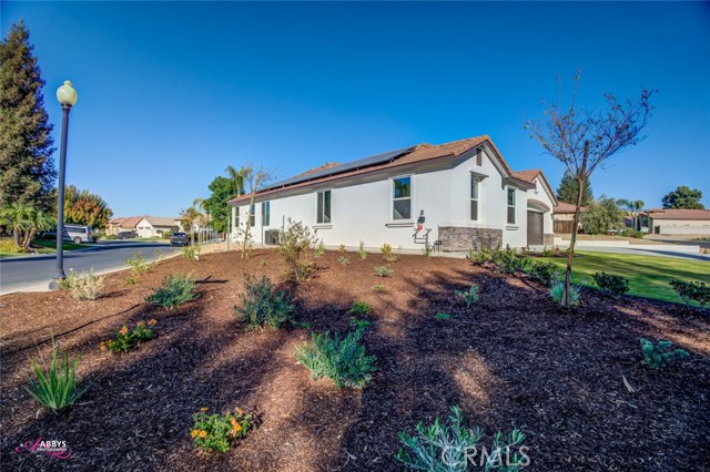 Detail Gallery Image 8 of 53 For 14902 Colonia De Las Rosas, Bakersfield,  CA 93306 - 3 Beds | 2 Baths