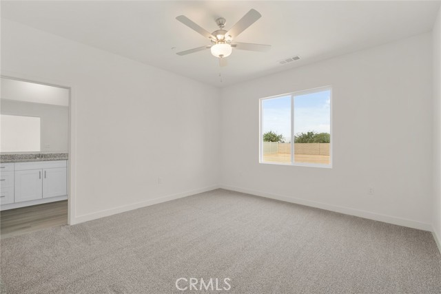 22832 Saddleback Avenue, Apple Valley CA: https://media.crmls.org/medias/6fb9a2e2-5ca4-49c9-b349-67ce988a891d.jpg
