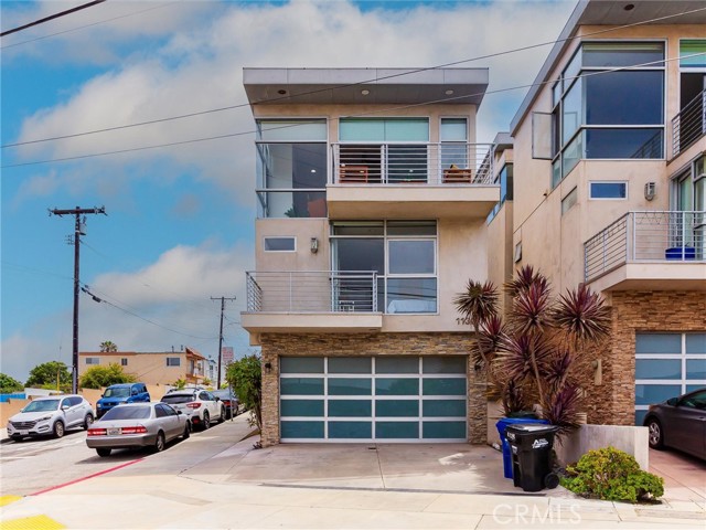 1132 Prospect Avenue, Hermosa Beach, California 90254, 4 Bedrooms Bedrooms, ,4 BathroomsBathrooms,Residential,For Sale,Prospect,PV24149909