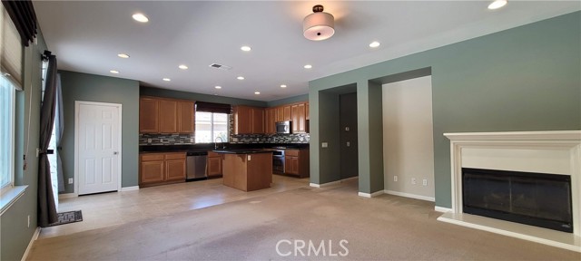 Detail Gallery Image 12 of 75 For 6365 Caxton St, Corona,  CA 91752 - 4 Beds | 3 Baths