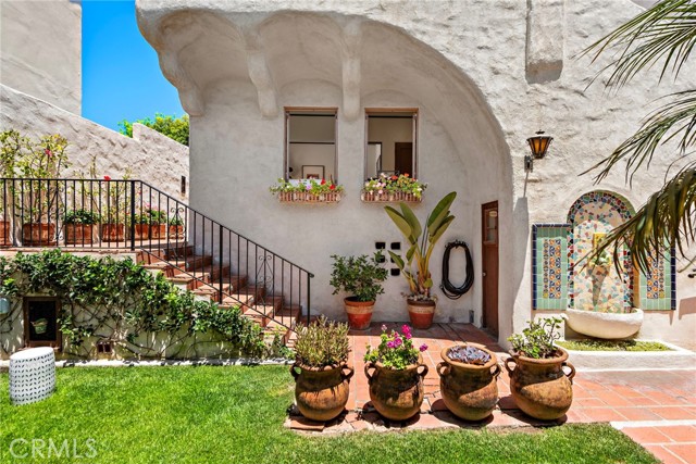 606 Avenida Victoria, San Clemente CA: https://media.crmls.org/medias/6fbacd7b-4751-4599-9738-ba8d32570269.jpg