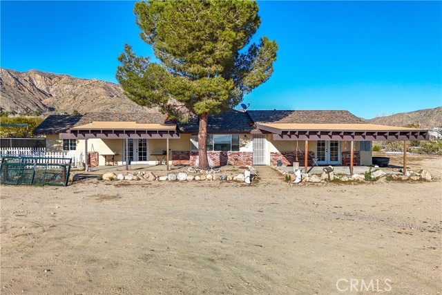 Detail Gallery Image 2 of 70 For 8949 Desert Willow Trl, Morongo Valley,  CA 92256 - 3 Beds | 2 Baths