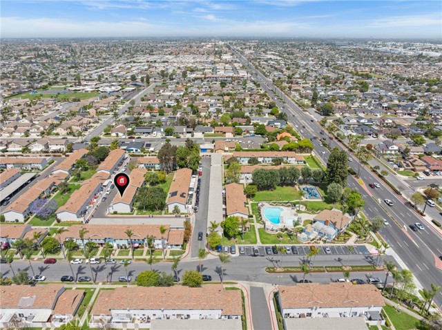 Detail Gallery Image 39 of 43 For 19796 Inverness Lane, Huntington Beach,  CA 92646 - 2 Beds | 2 Baths